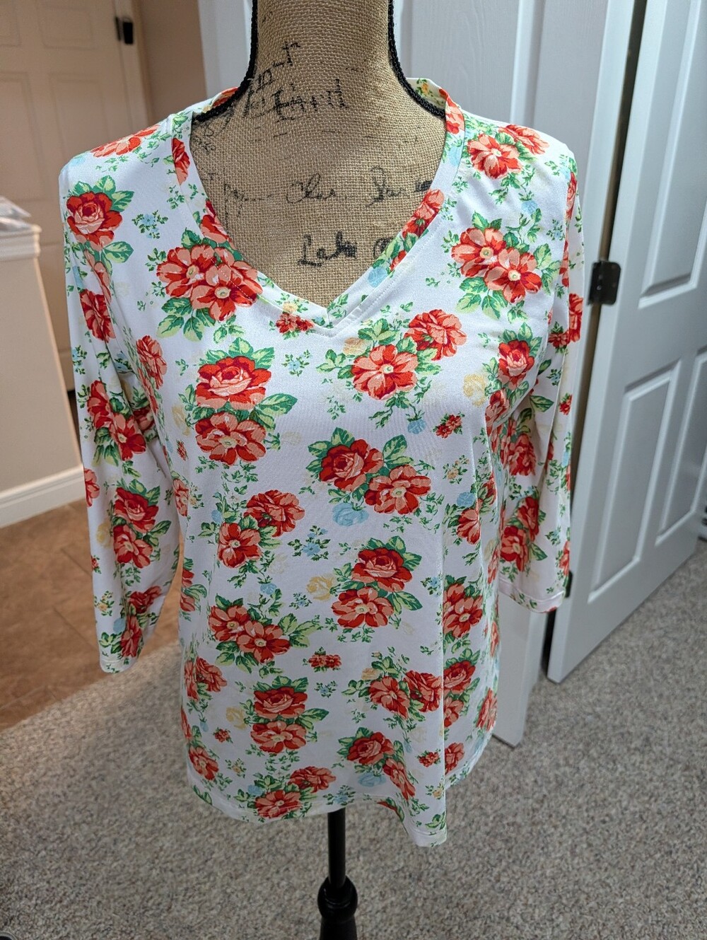 The Pioneer Woman White V-Neck Long Sleeve Top with Red Floral Print